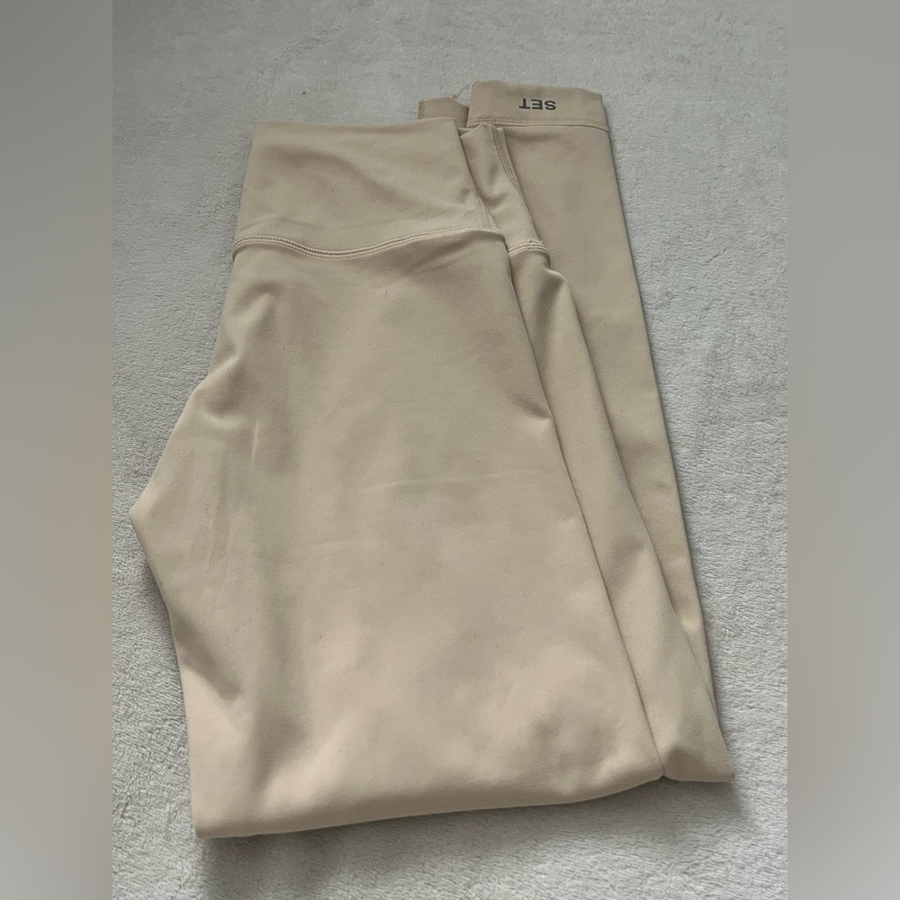 SET Active Leggings